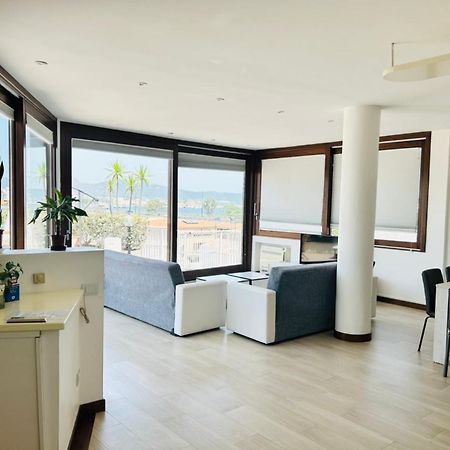 Sunny Rooftop Loft With Gorgeous Views Of ออลเบีย ภายนอก รูปภาพ